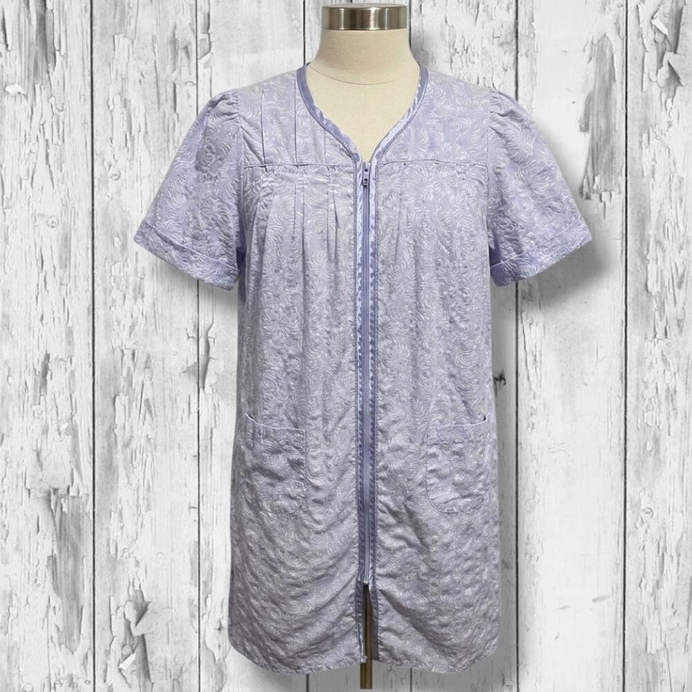 Celestial Dreams women's Lavender Floral Zip Front House Dress Robe Pockets SM
